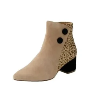 Solid Steps Golden Oak